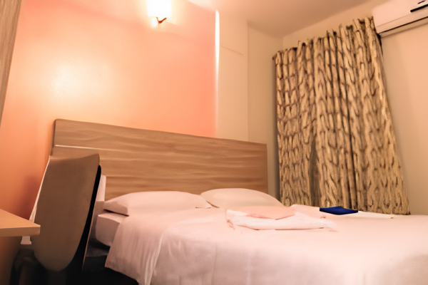 Peaceful accommodation in Hyderabad Rajasthan